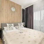 Apartment Perlowa Przystan Sztormowa By Renters Sianozety