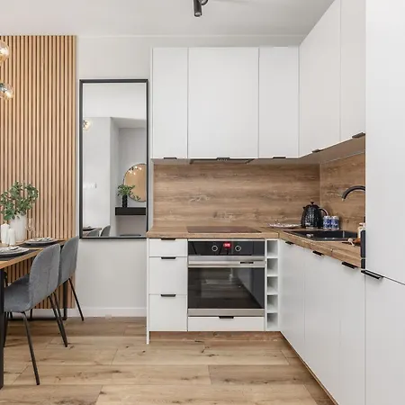 Perlowa Przystan Sztormowa By Renters アパート